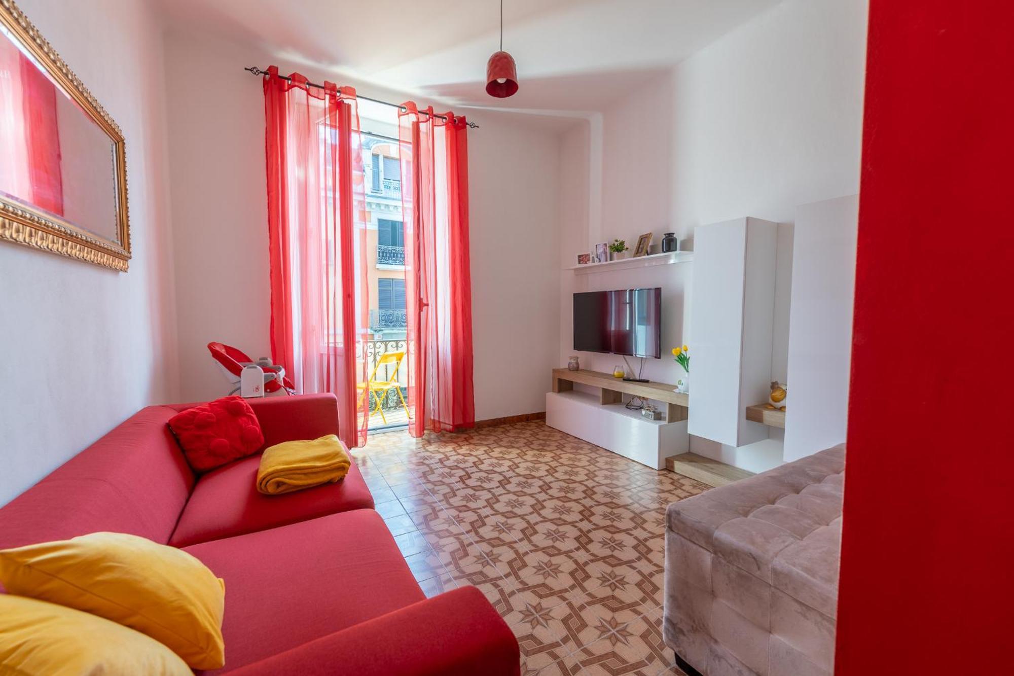 Casa Vacanza Dimora Vincenza Luino Bagian luar foto