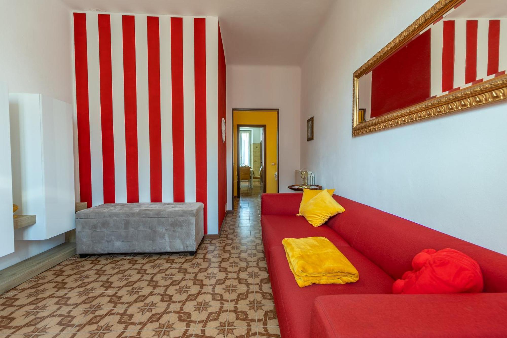 Casa Vacanza Dimora Vincenza Luino Bagian luar foto